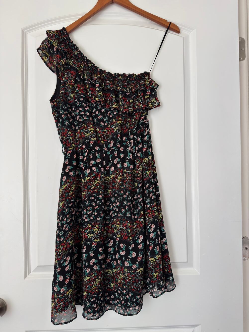 Hazel One Shoulder Floral Mini Dress Black Ruffle Smocked Chiffon XSmall
